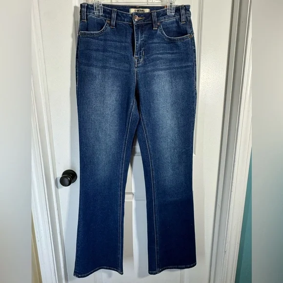 Women's Boot Cut Jeans - Picture 4 of 5